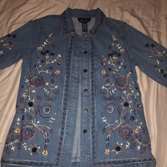 Denim & Co Embroidered Denim Jacket | M | Unisex - Picture 2 of 4